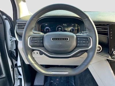 2022 Jeep Wagoneer — photo 11 view