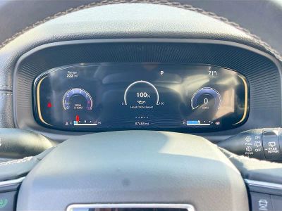2022 Jeep Wagoneer — photo 12 view