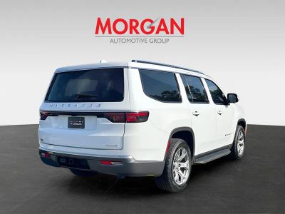 2022 Jeep Wagoneer — photo 7 view