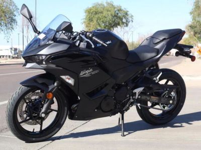 2026 Kawasaki Ninja 500 ABS Metallic Flat Spark Black in METALLIC FLAT SPARK BLACK/METALLIC SPARK BLACK — front three-quarter view