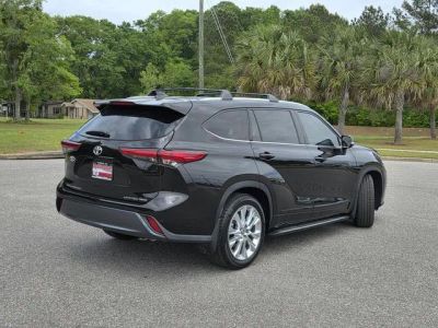 2021 Toyota Highlander - Photo 5
