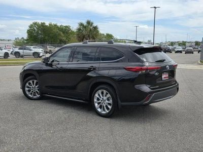 2021 Toyota Highlander - Photo 4