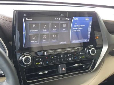 2021 Toyota Highlander - Photo 21