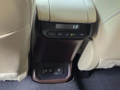 2021 Toyota Highlander - Photo 12
