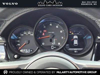 2021 Porsche Macan — photo 11 view