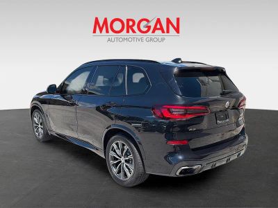 2023 BMW X5 — detail view