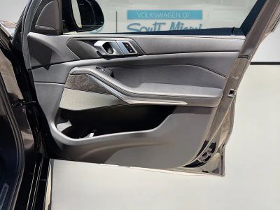2023 BMW X5 — photo 35 view