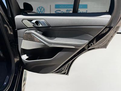 2023 BMW X5 — photo 32 view