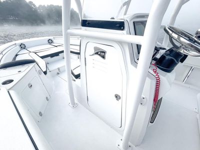 2026 Stingray 236CC — photo 10 view