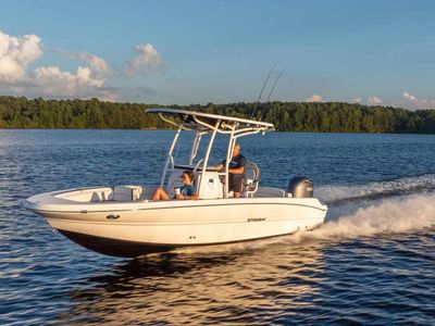 2026 Stingray 236CC — photo 16 view