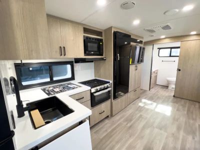 2026 Grand Design IMAGINE - Photo 4