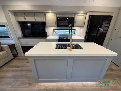 2026 Brinkley Model Z - Photo 15