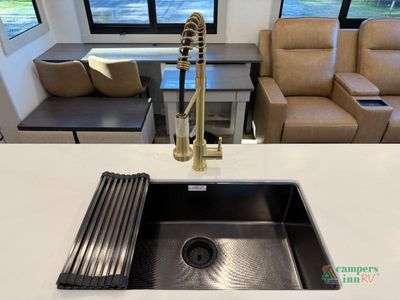 2026 Brinkley Model Z - Photo 16