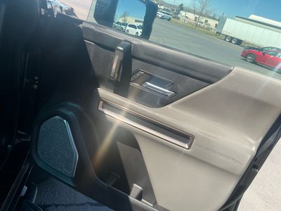 2024 GMC HUMMER EV SUV - Photo 12