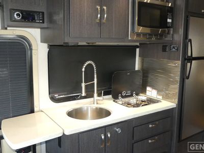2019 Dynamax Isata 3 - Photo 7