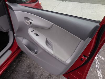 2009 Toyota Corolla — photo 12 view