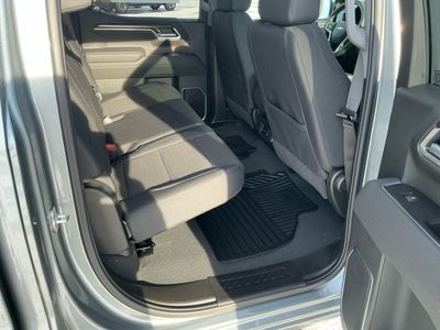 2026 Chevrolet Silverado 1500 — photo 17 view