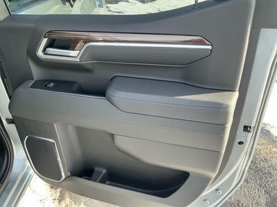 2026 Chevrolet Silverado 1500 — photo 18 view