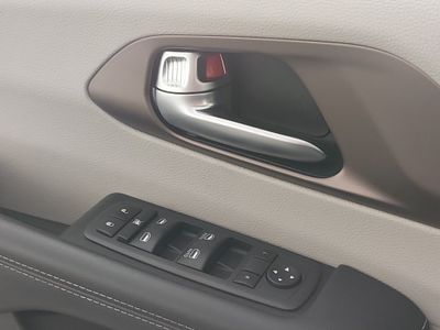 2023 Chrysler Voyager - Photo 18