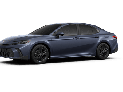2026 Toyota Camry - Photo 2
