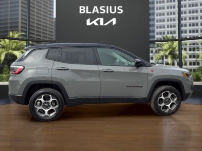 2022 Jeep Compass — detail view
