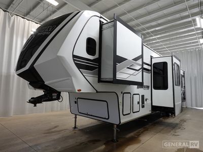 2026 Grand Design Momentum G-Class - Photo 2