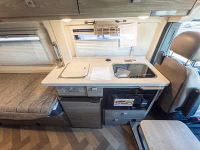 2026 Winnebago TRAVATO - Photo 8