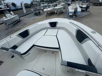2026 Robalo 250 CC - Photo 1