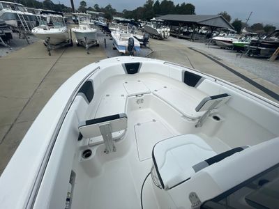 2026 Robalo 250 CC - Photo 37