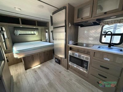 2022 Forest River RV Surveyor Legend - Photo 9