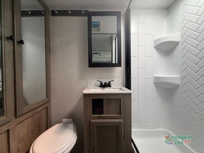2022 Forest River RV Surveyor Legend - Photo 16