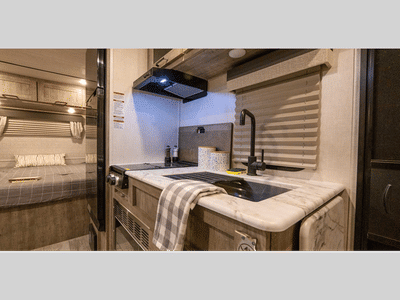 2022 Forest River RV Surveyor Legend - Photo 41