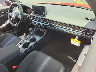 2026 Honda Civic Hatchback — photo 11 view