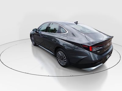 2025 Hyundai Sonata Hybrid - Photo 5