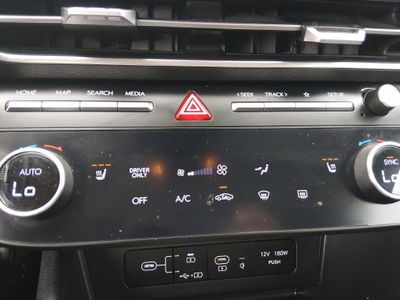 2025 Hyundai Sonata Hybrid - Photo 17