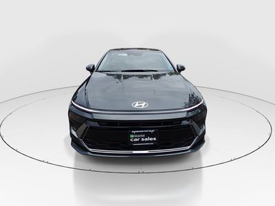 2025 Hyundai Sonata Hybrid - Photo 2