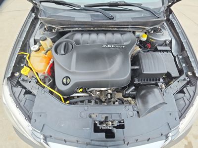 2011 Chrysler 200 - Photo 22