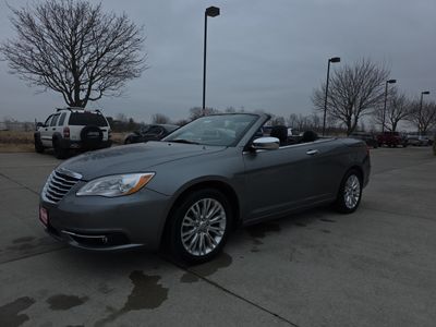 2011 Chrysler 200 - Photo 24