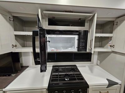 2026 Brinkley Model Z - Photo 29