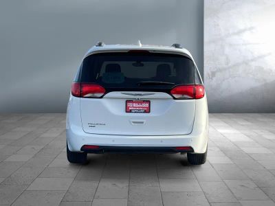 2020 Chrysler Pacifica - Photo 5