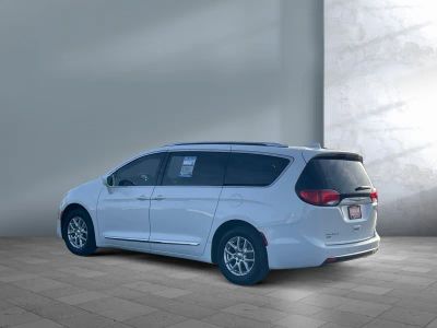 2020 Chrysler Pacifica - Photo 4
