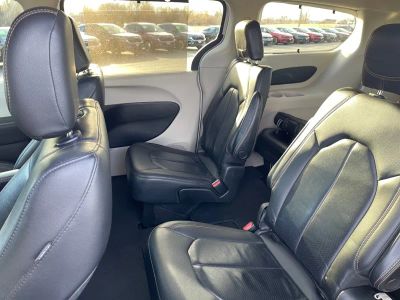 2020 Chrysler Pacifica - Photo 18