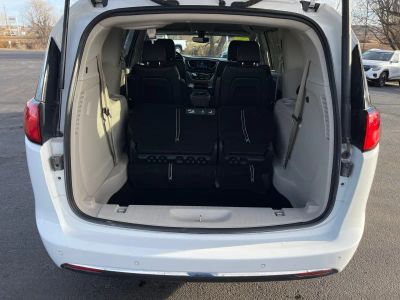 2020 Chrysler Pacifica - Photo 17