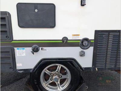 2020 Forest River RV Rockwood Premier Series — photo 16 view