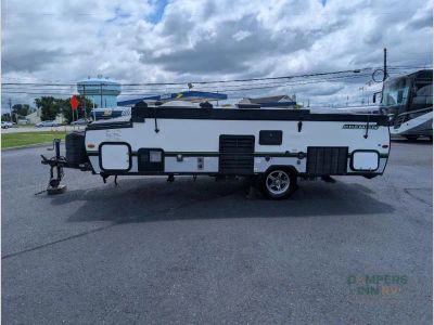2020 Forest River RV Rockwood Premier Series — photo 9 view