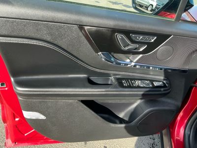 2023 Lincoln Corsair — photo 15 view