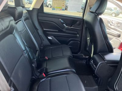 2023 Lincoln Corsair — photo 18 view