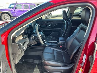 2023 Lincoln Corsair — photo 9 view