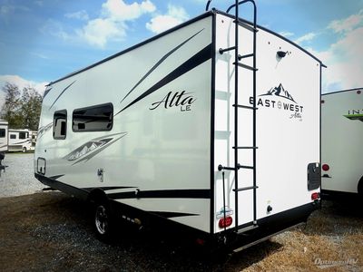 2023 East to West Alta - Photo 3