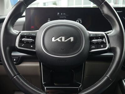 2025 Kia Carnival - Photo 38